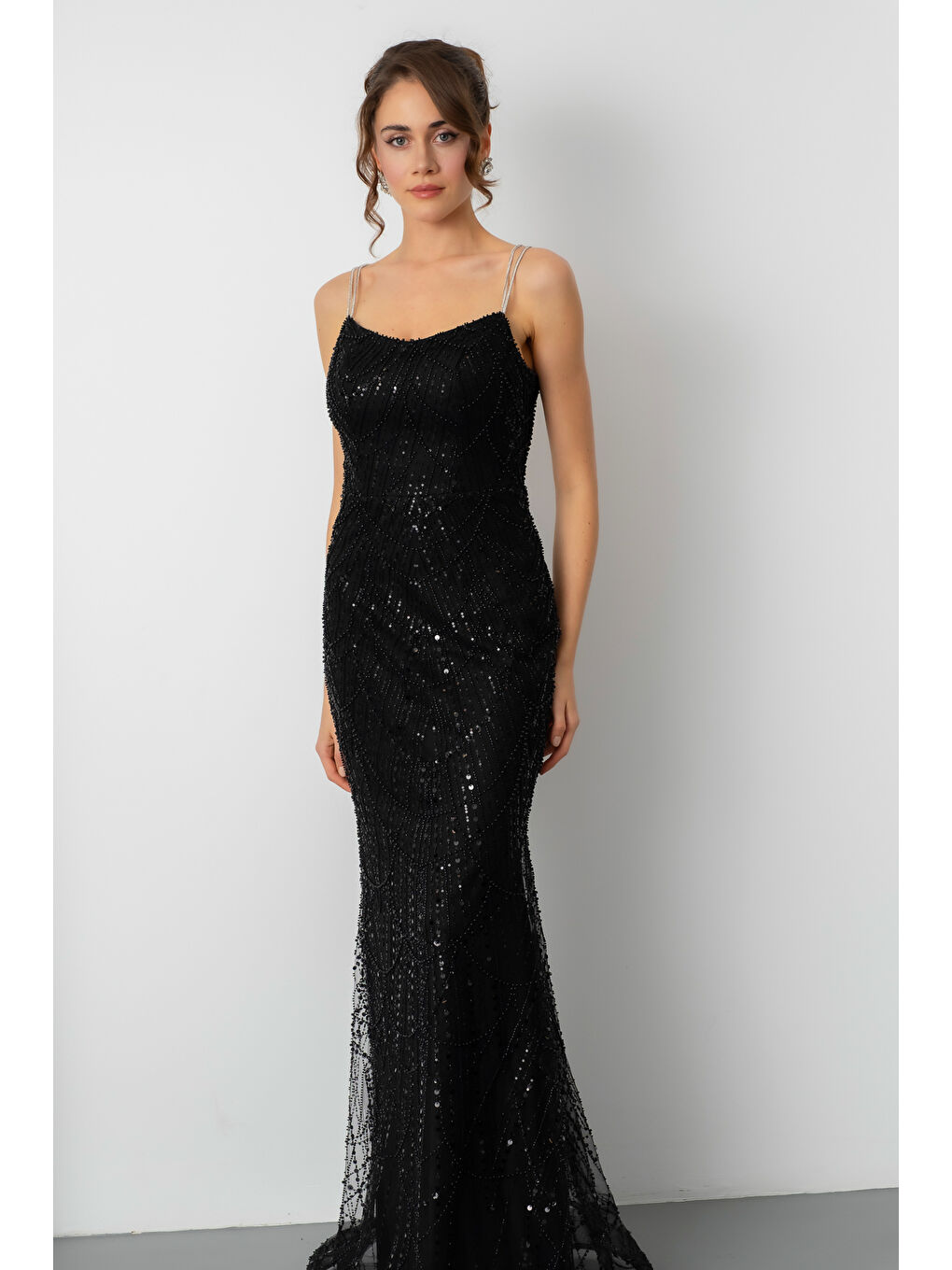 Kadın Siyah Askılı Boncuklu Uzun Balık Abiye Elbise-2