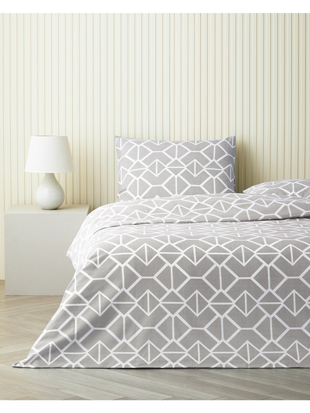 Triweave Kolay Ütülenir Çarşaflı Çift Kişilik Nevresim Takımı 200x220 Cm Bej-1