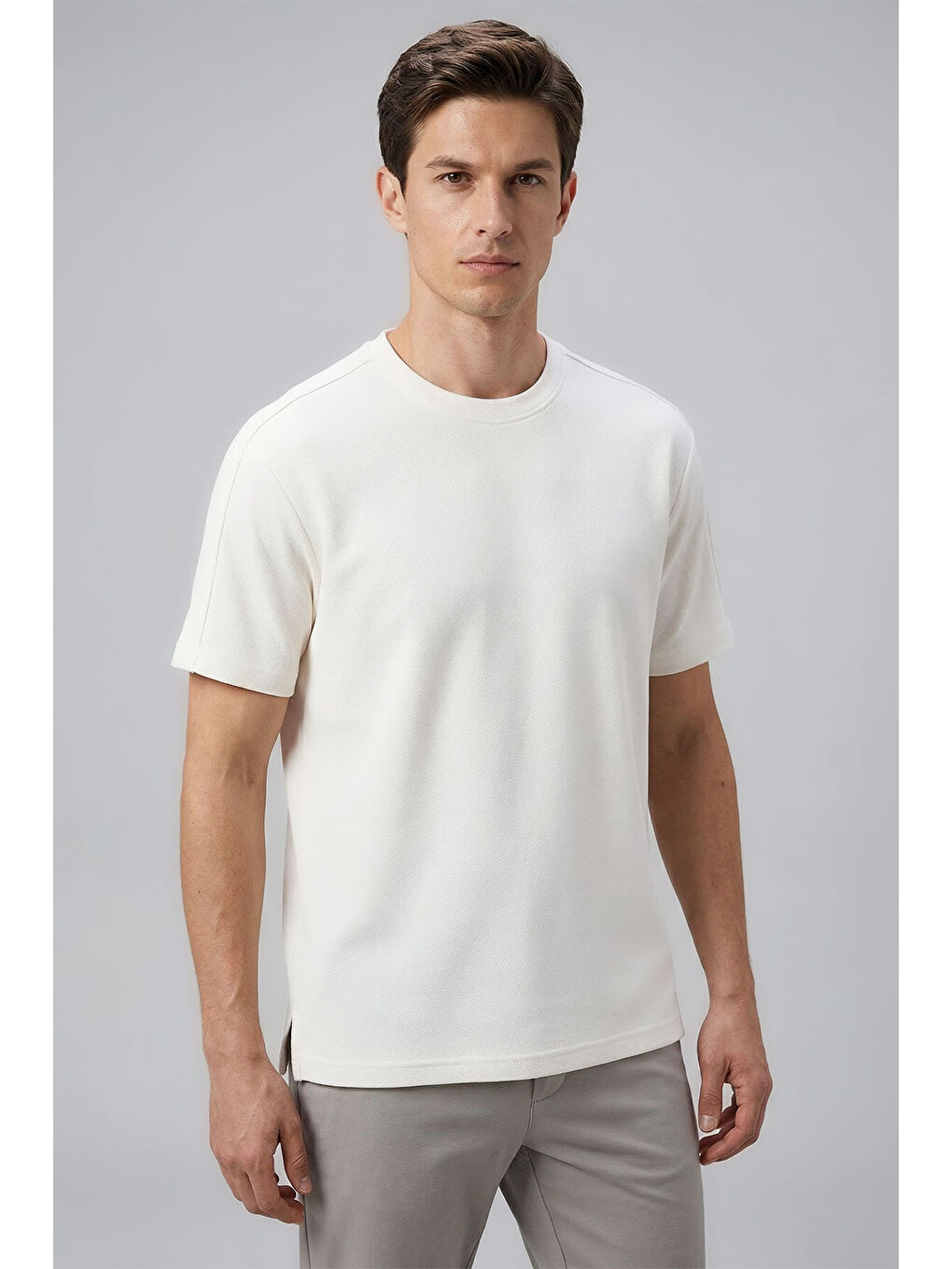 Ekru Rahat Form Esnek Nefes Alabilir Erkek T-Shirt - 88495