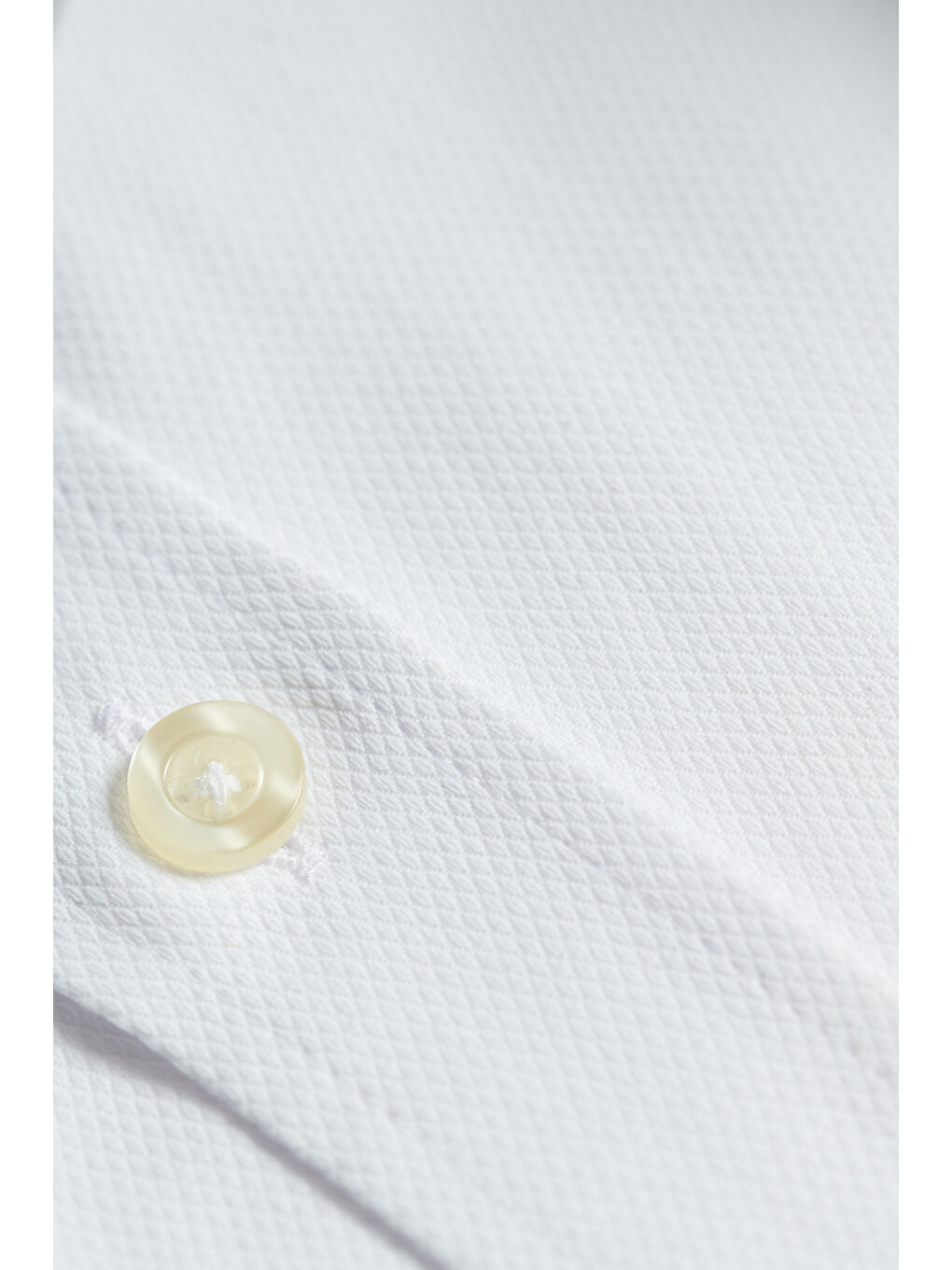 Erkek Beyaz Özel Hediye Kutulu Slim Fit Dar Kesim Klasik Yaka Pamuklu Armürlü Gömlek-4