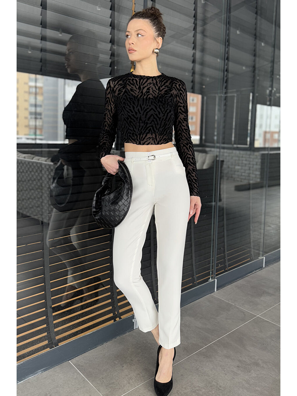 Ekru Kadın Kemerli Kumaş Pantolon-1