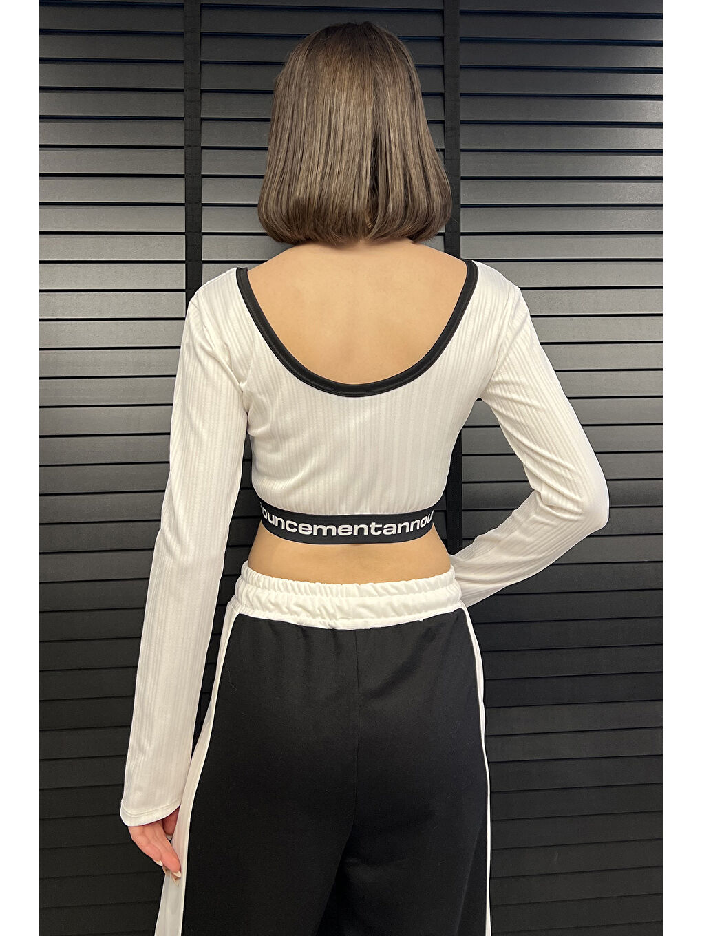 Beyaz Bel Lastikli Yazı Baskılı Kadın Body Bluz-2