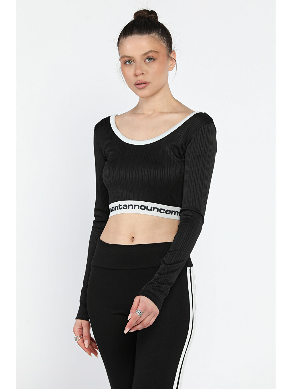 Siyah Bel Lastikli Yazı Baskılı Kadın Body Bluz-1