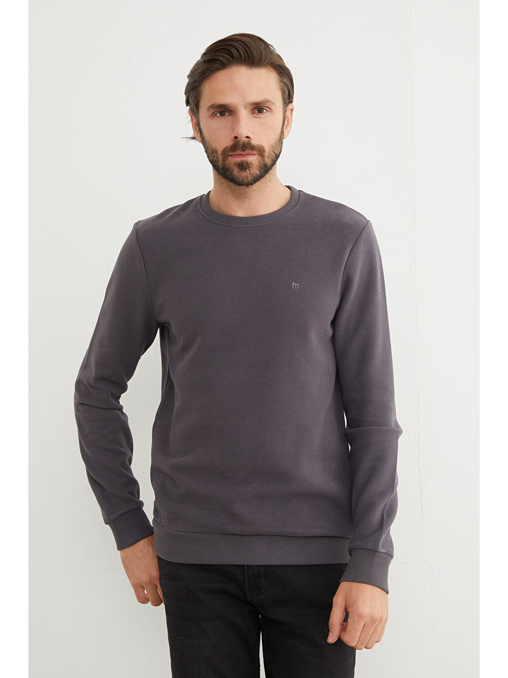 Gri M Harf Nakışlı Fitilli Bisiklet Yaka Büyük Beden Sweatshirt-2