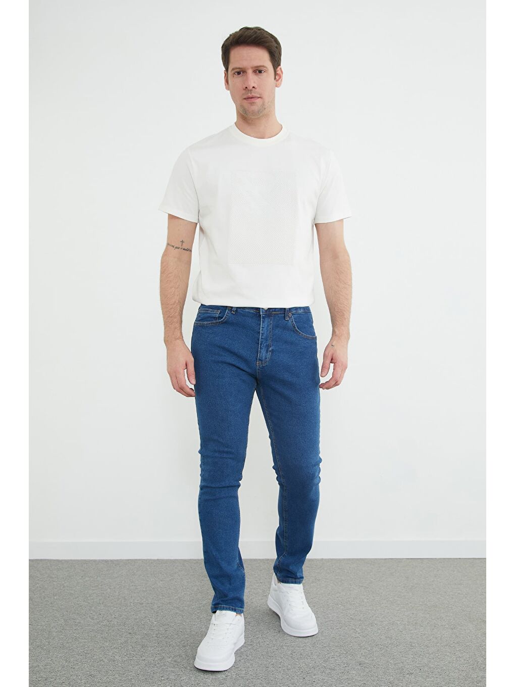 Mavi Düğmeli Fermuarlı Regular Fit Jean-3