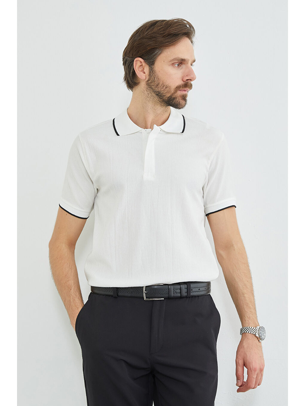 Beyaz Çizgili Yarım Fermuarlı Polo Yaka Tişört-2