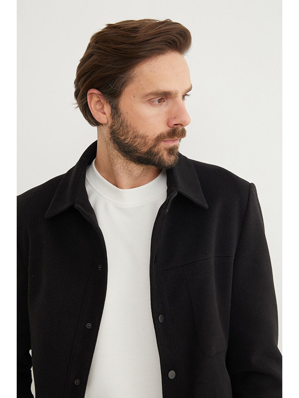 Siyah Çift Cepli Çıtçıtlı Kaşe Kaban-4