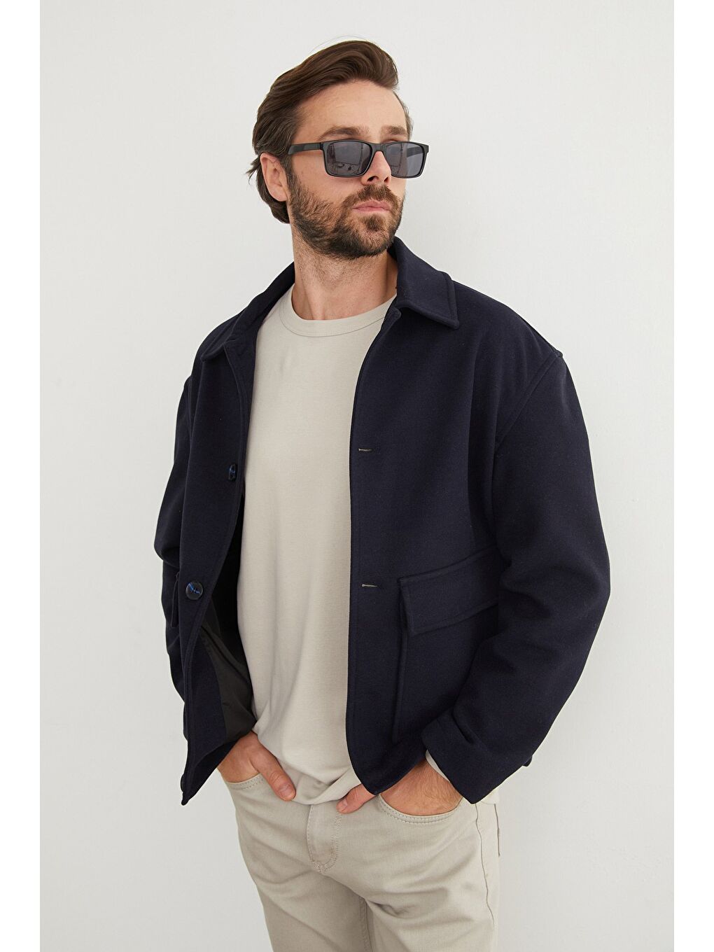 Lacivert Düğmeli Çift Cepli Gömlek Yaka Kaşe Kaban