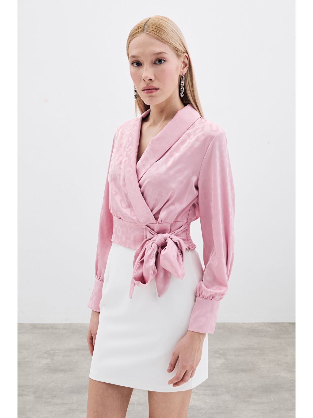 Yan Kuşaklı Saten Bluz - Pembe-2