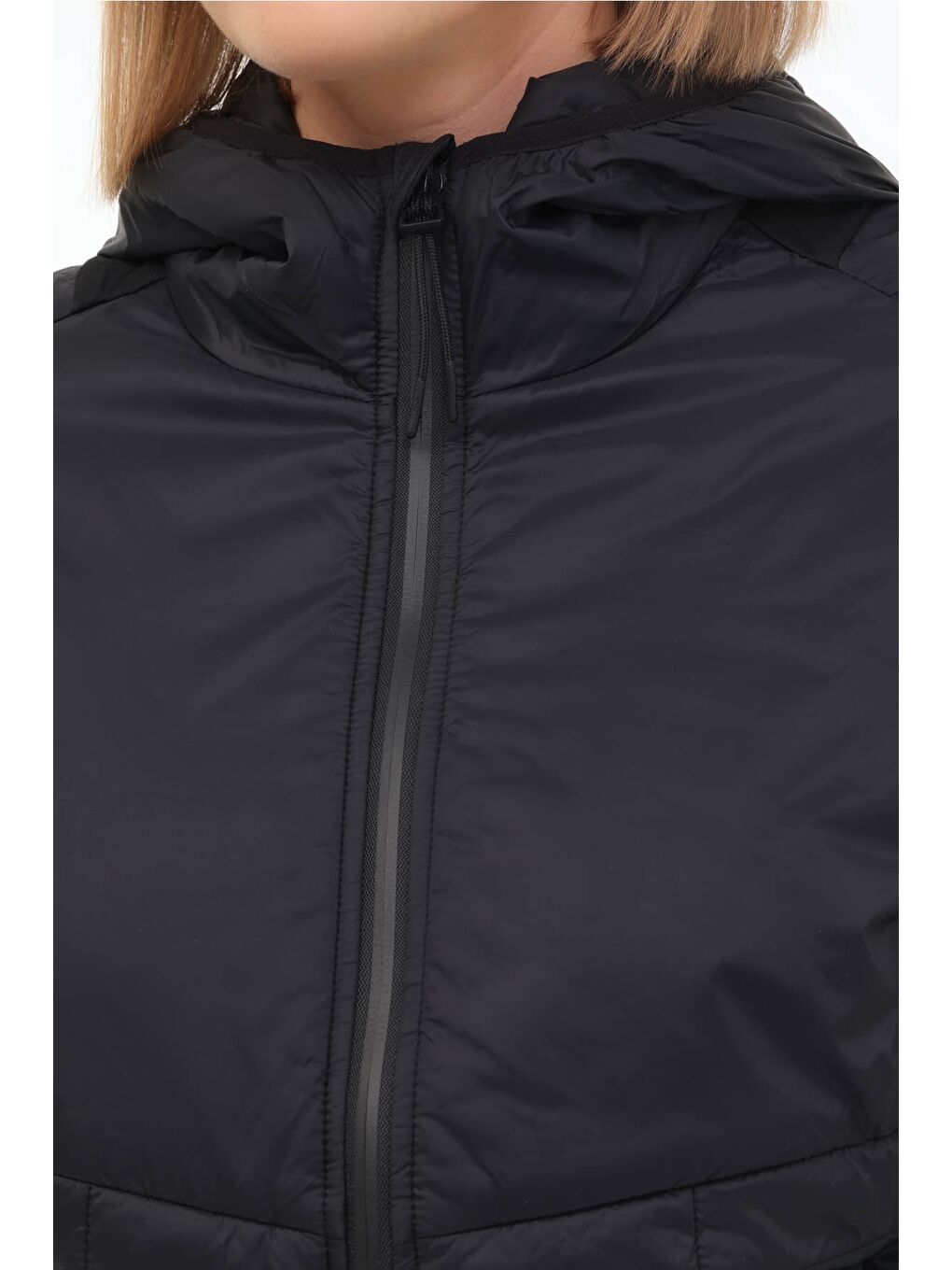 WL 1GTHT046 5FX Siyah Kadın Mont-3