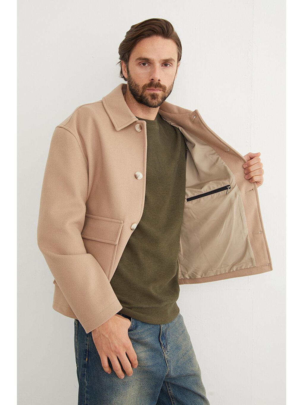 Bej Düğmeli Çift Cepli Gömlek Yaka Kaşe Kaban-3
