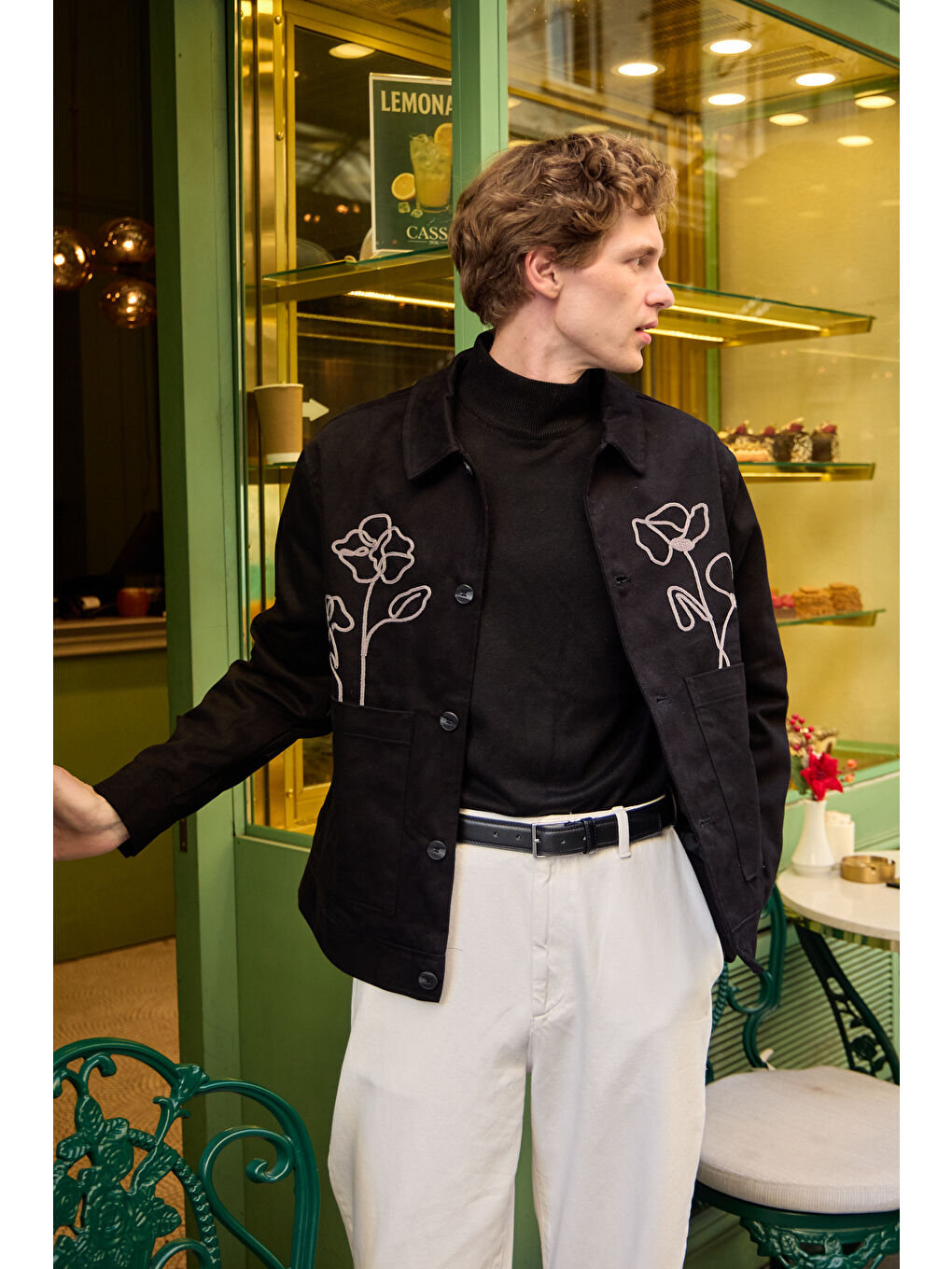 Erkek Çiçek Desenli %100 Pamuk Ceket Siyah-3