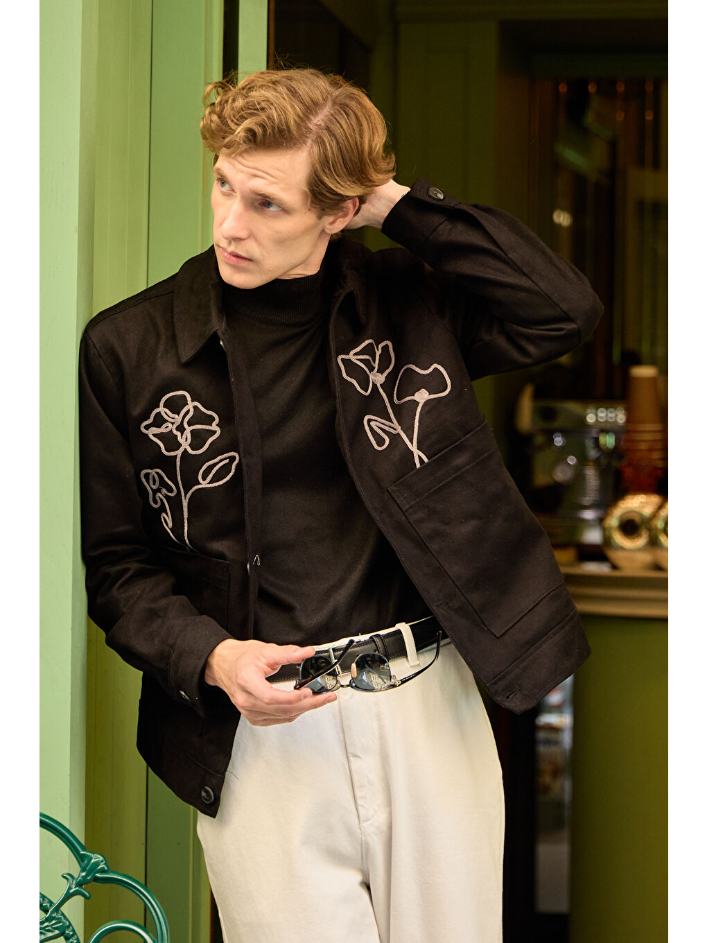 Erkek Çiçek Desenli %100 Pamuk Ceket Siyah-4