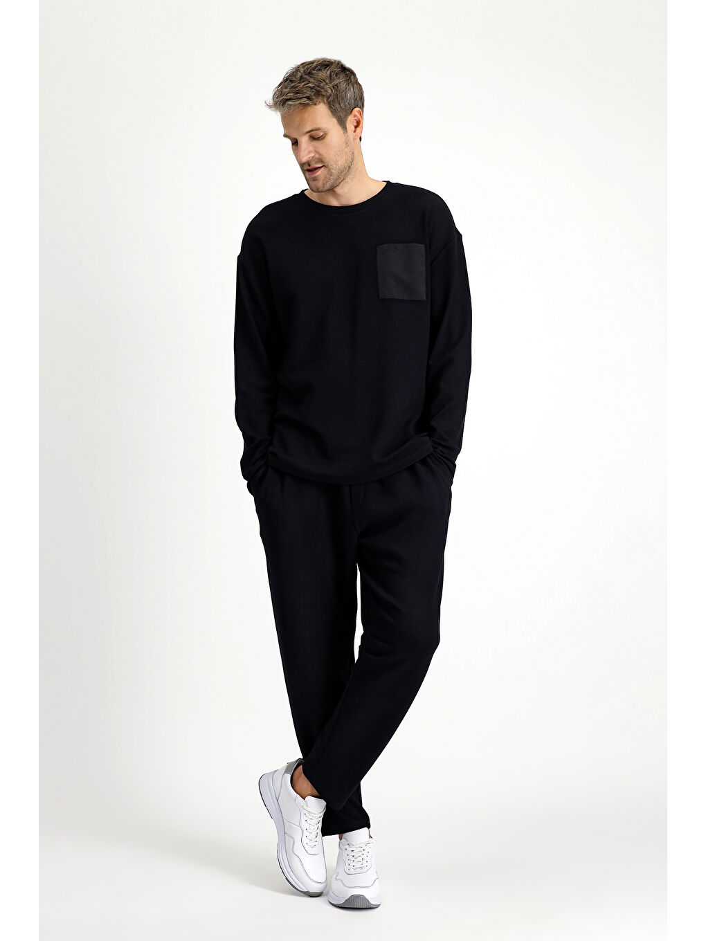 Siyah Uzun Kol Bisiklet Yaka 3'lü Şortlu Pijama Seti