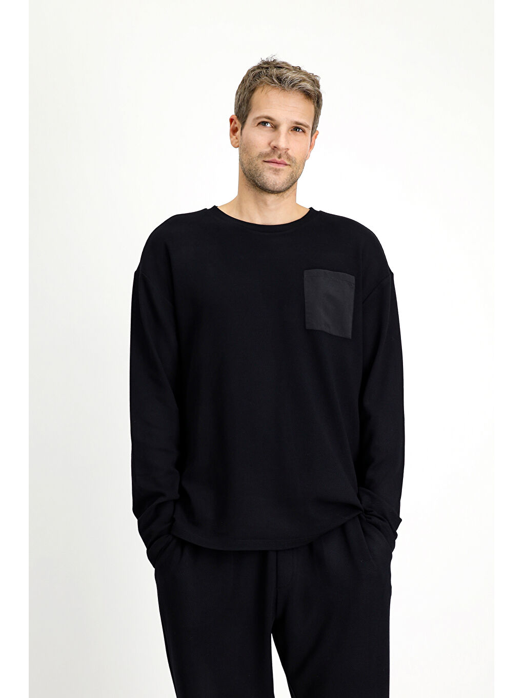 Siyah Uzun Kol Bisiklet Yaka 3'lü Şortlu Pijama Seti-2