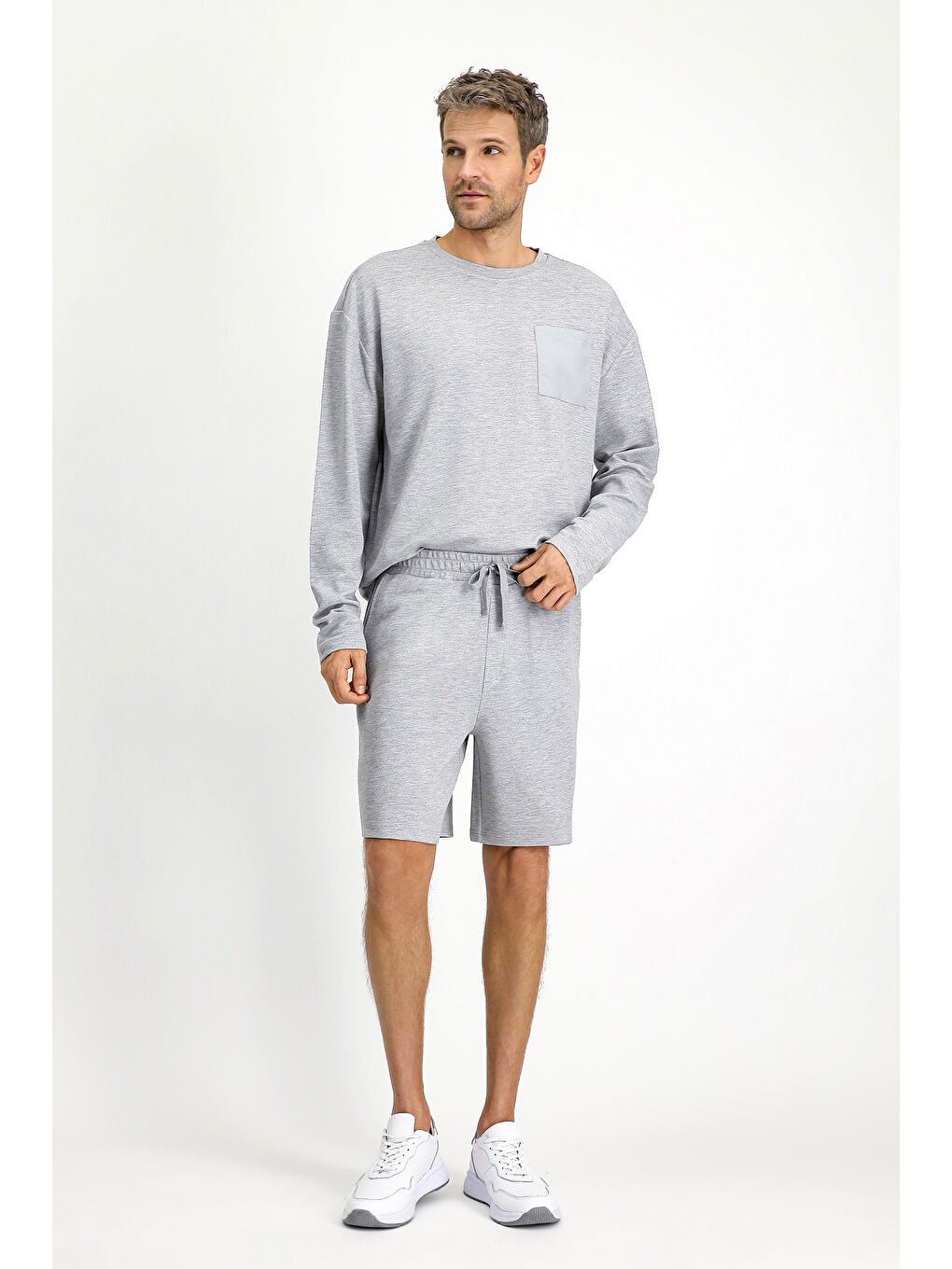 Gri Uzun Kol Bisiklet Yaka 3'lü Şortlu Pijama Seti-5