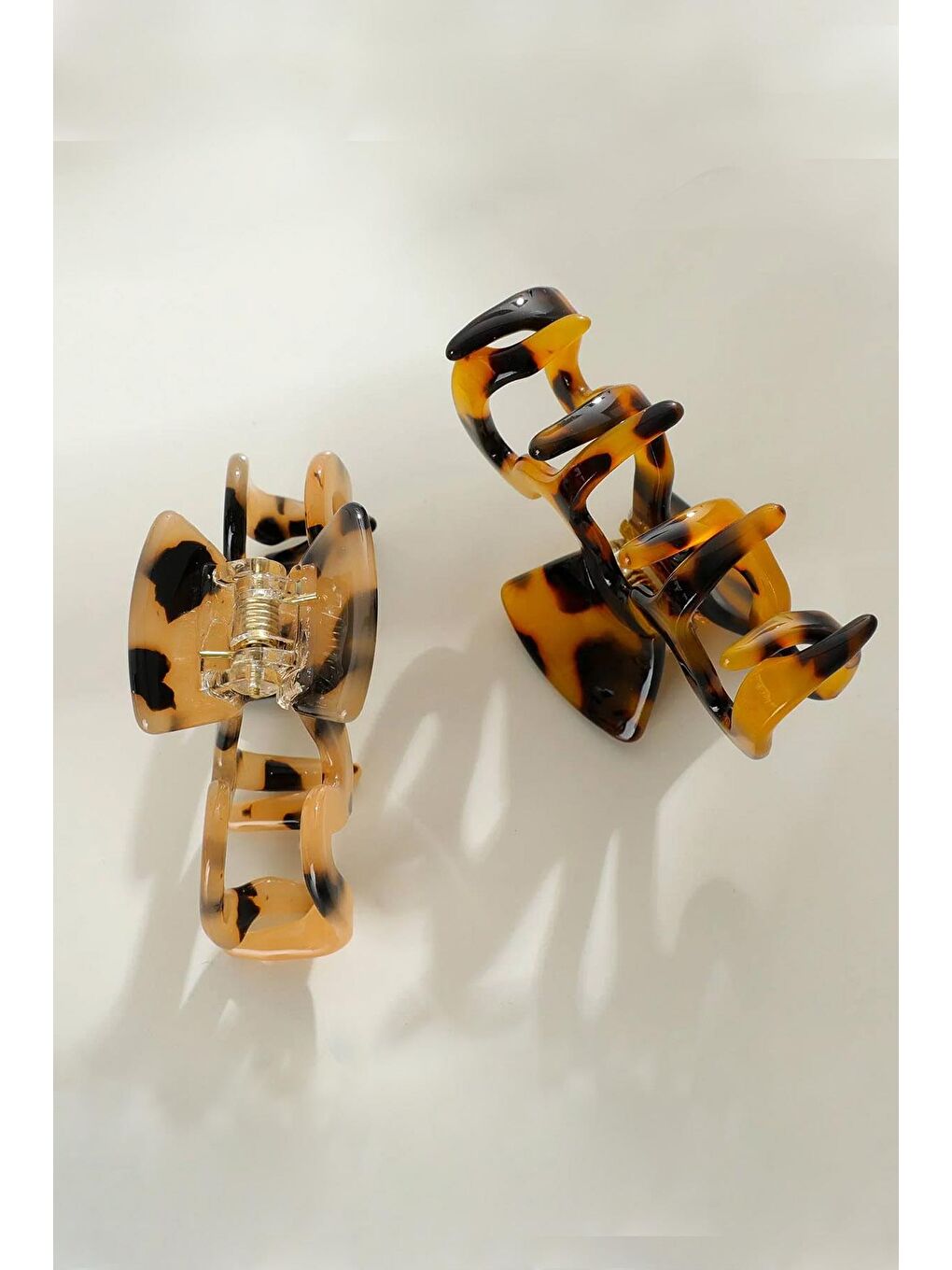 Kahverengi Kaplumbağa Sırtı Dalgalı Kadın Mandal Toka 2'li Paket-1