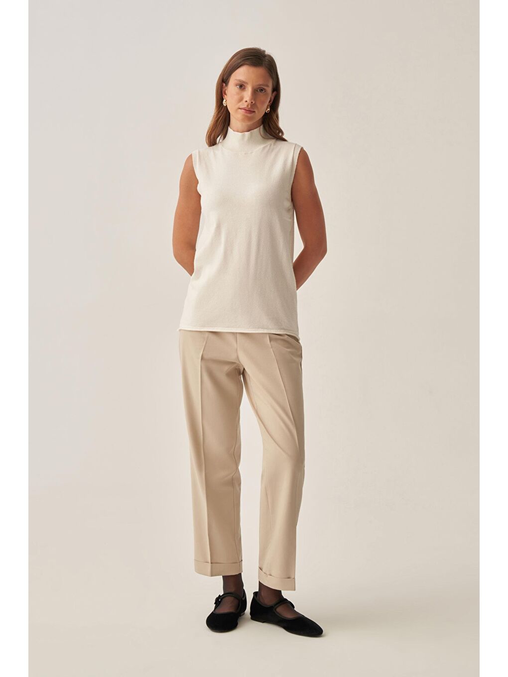 Ekru-Yarım Balıkçı Kolsuz Kazak-1