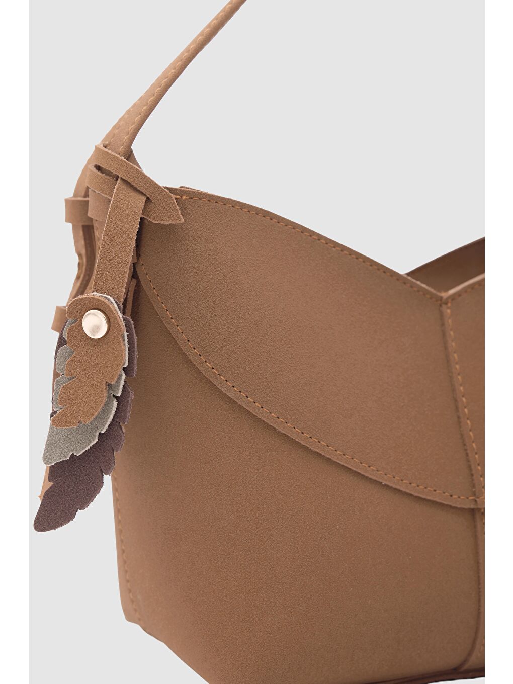 Kahverengi Low Asimetrik Süet Çapraz Çanta Taba-3