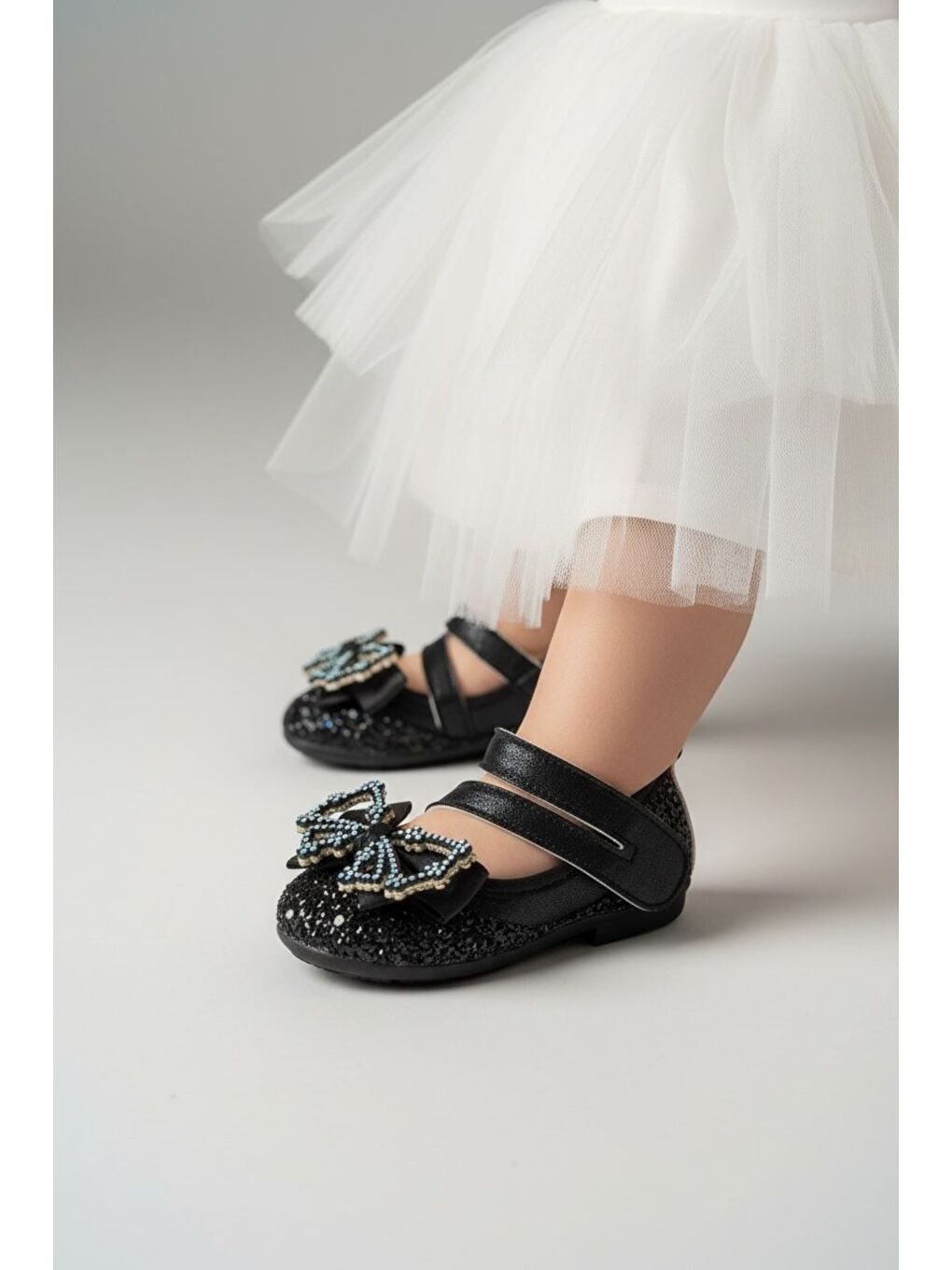 Siyah CIRTLI KIZ  ÇOCUK TAŞLI BABET