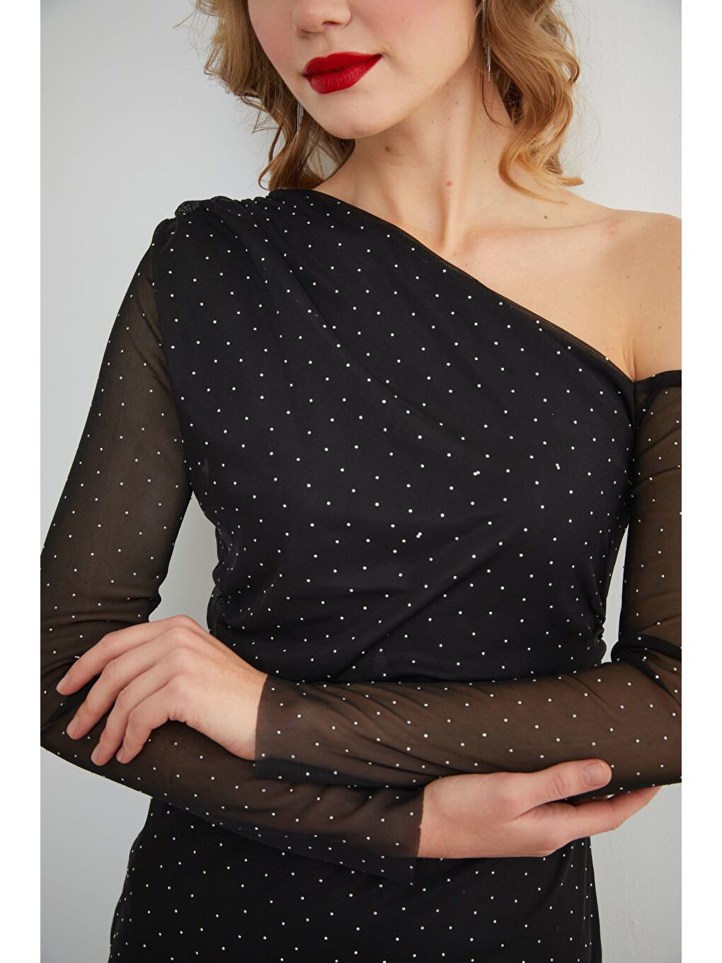 Siyah Taş Detaylı Drapeli Astarlı Tül Elbise-2