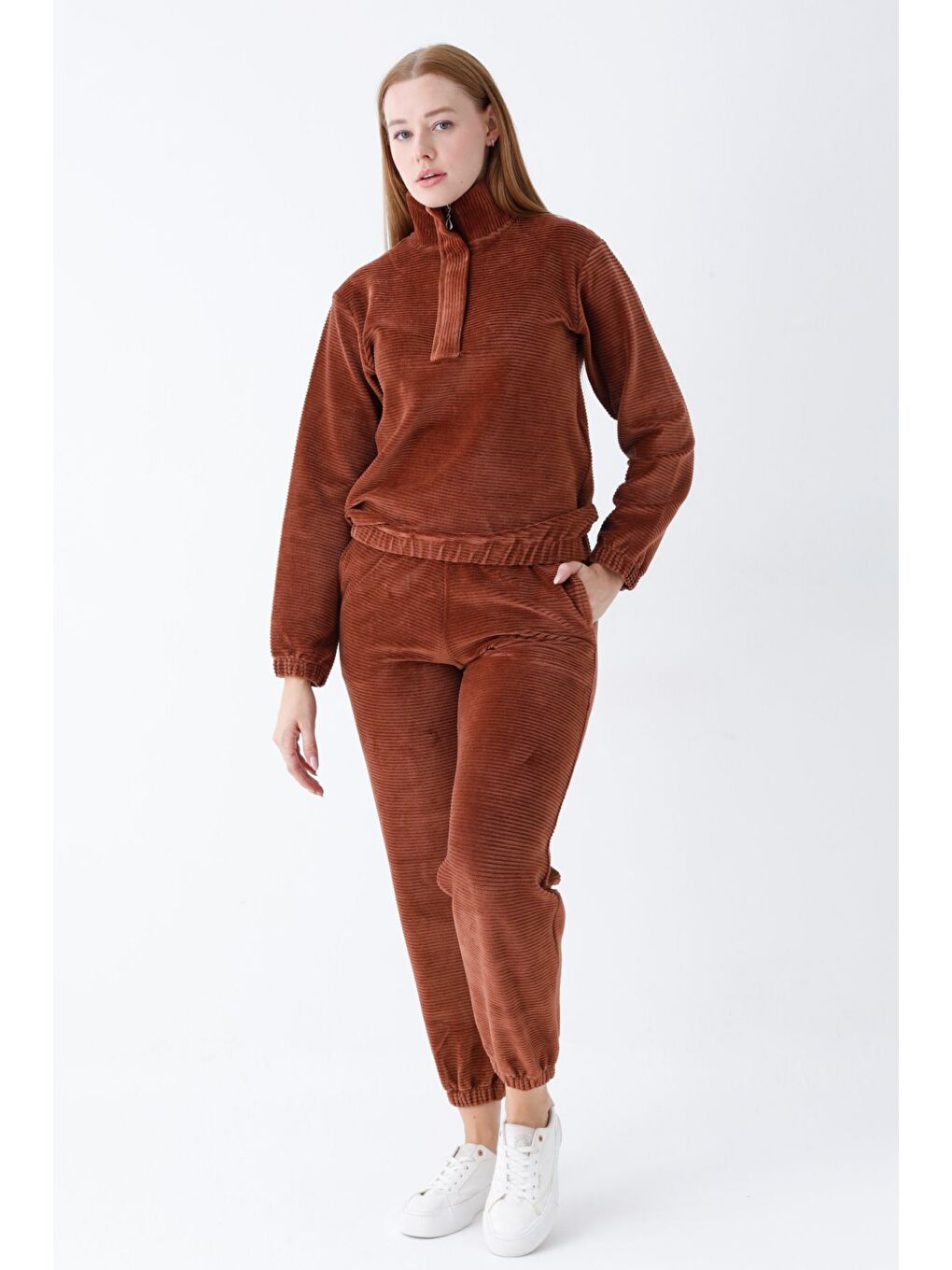 Kahverengi kadın haki uzun kollu cepli yakası fermuarlı pamuklu kadife Elastanlı alt üst eşofman takımı-4