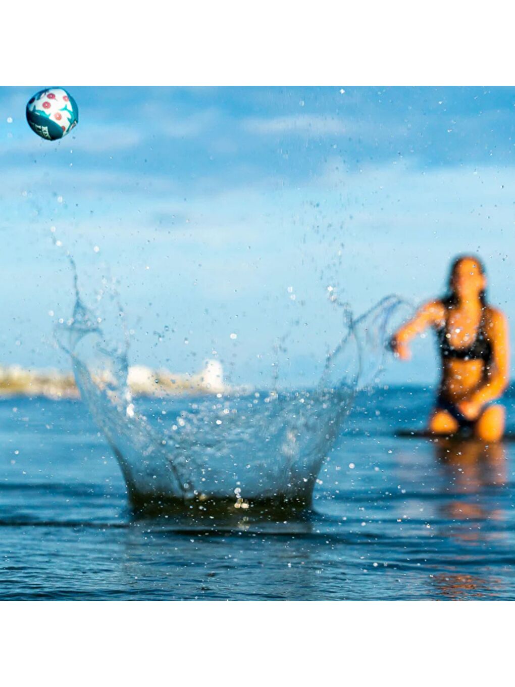 Orijinal Suda Zıplayan Top Kırmızı-2