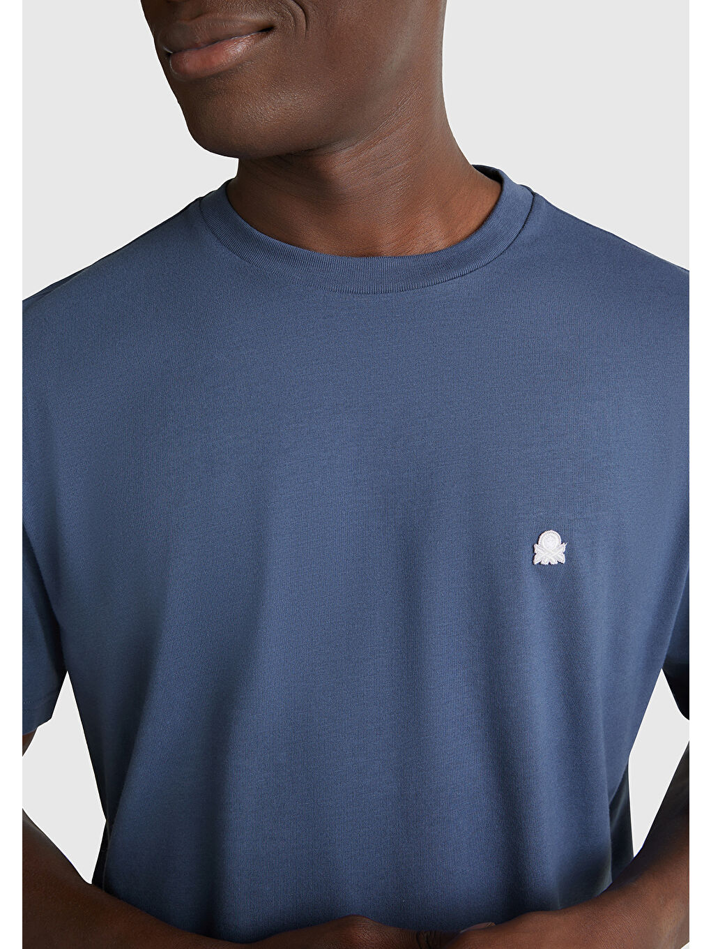 Turkuaz Erkek Havacı Mavi %100 Pamuk Benetton Logolu Bisiklet Yaka T-Shirt-4