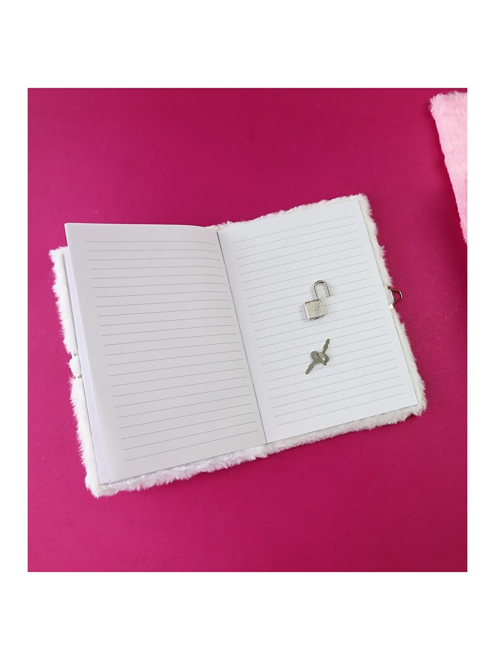 Pelüş Kapaklı Kilitli Günlük Defter-1