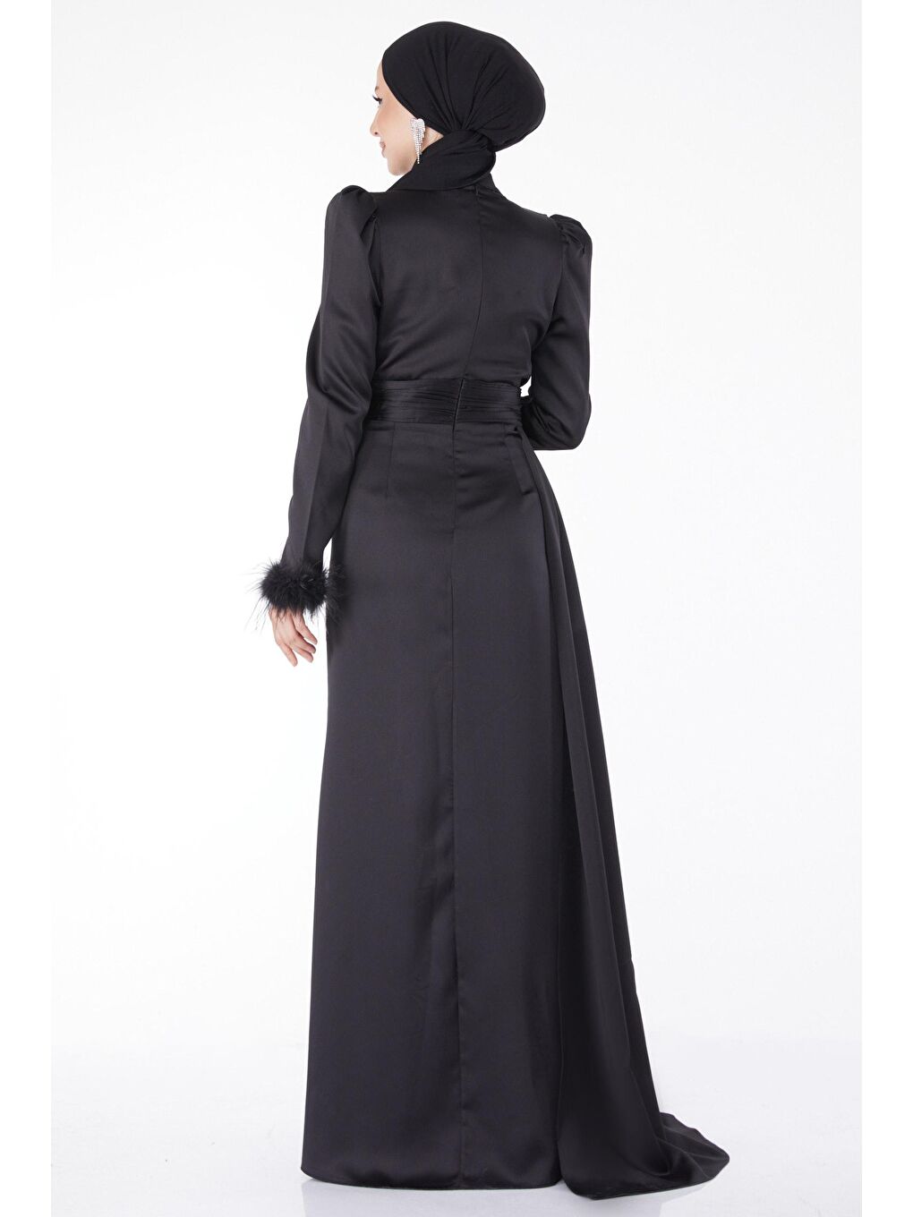 Düz Hakim Yaka Kadın Siyah Kollu Tüylü Yakası Pileli Abiye Elbise - 24885-4
