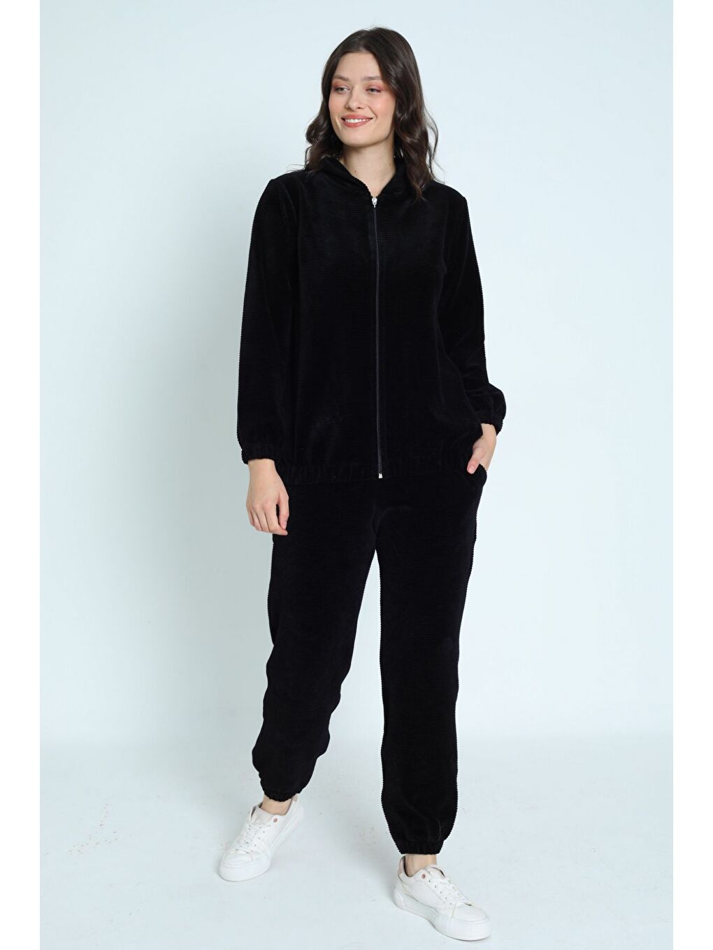 Siyah kadın siyah uzun kollu cepli fermuarlı Kapüşonlu pamuklu kadife alt üst takım-1