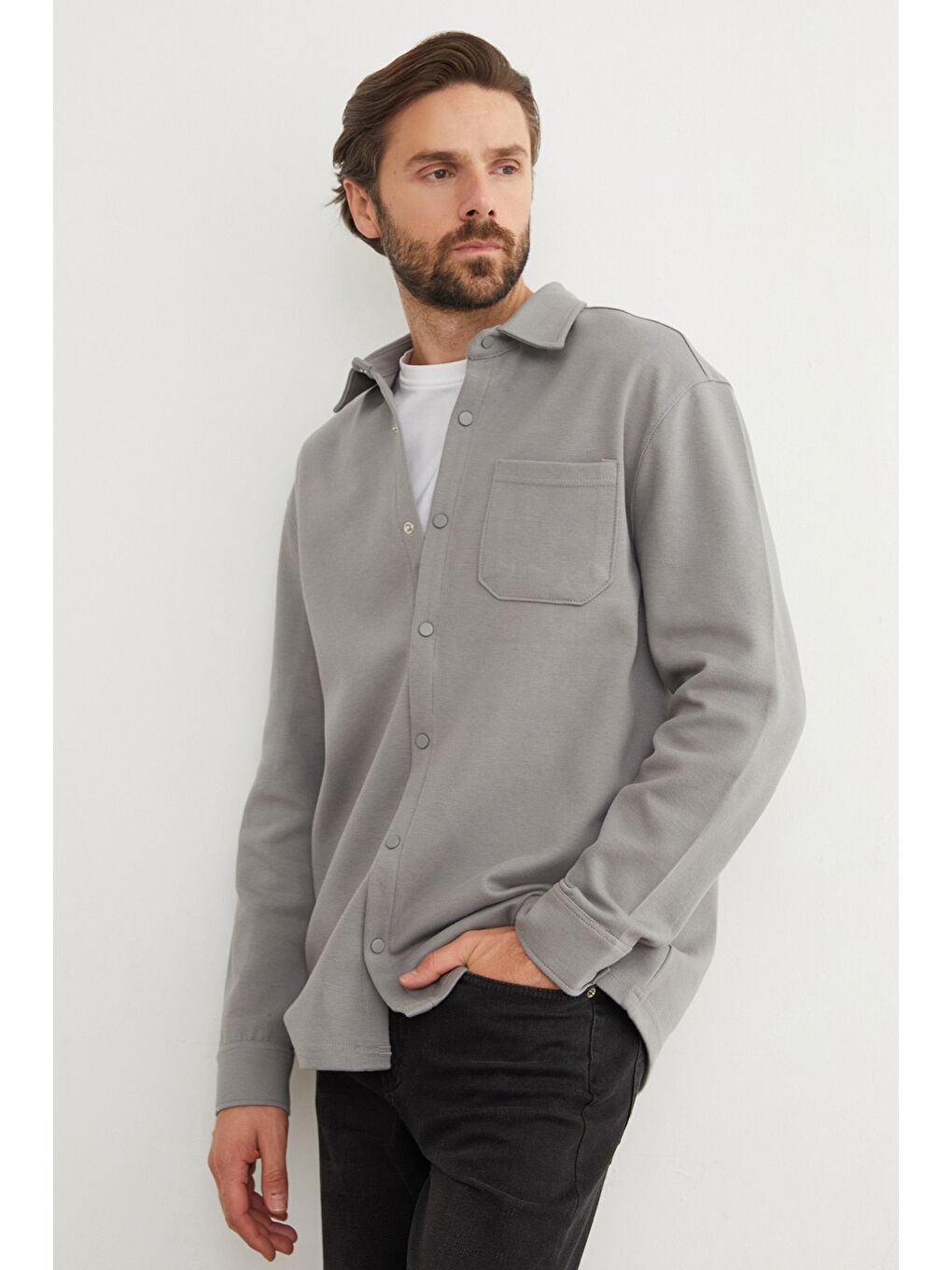 Gri Çıt Çıtlı Tek Cepli Büyük Beden Gömlek-1