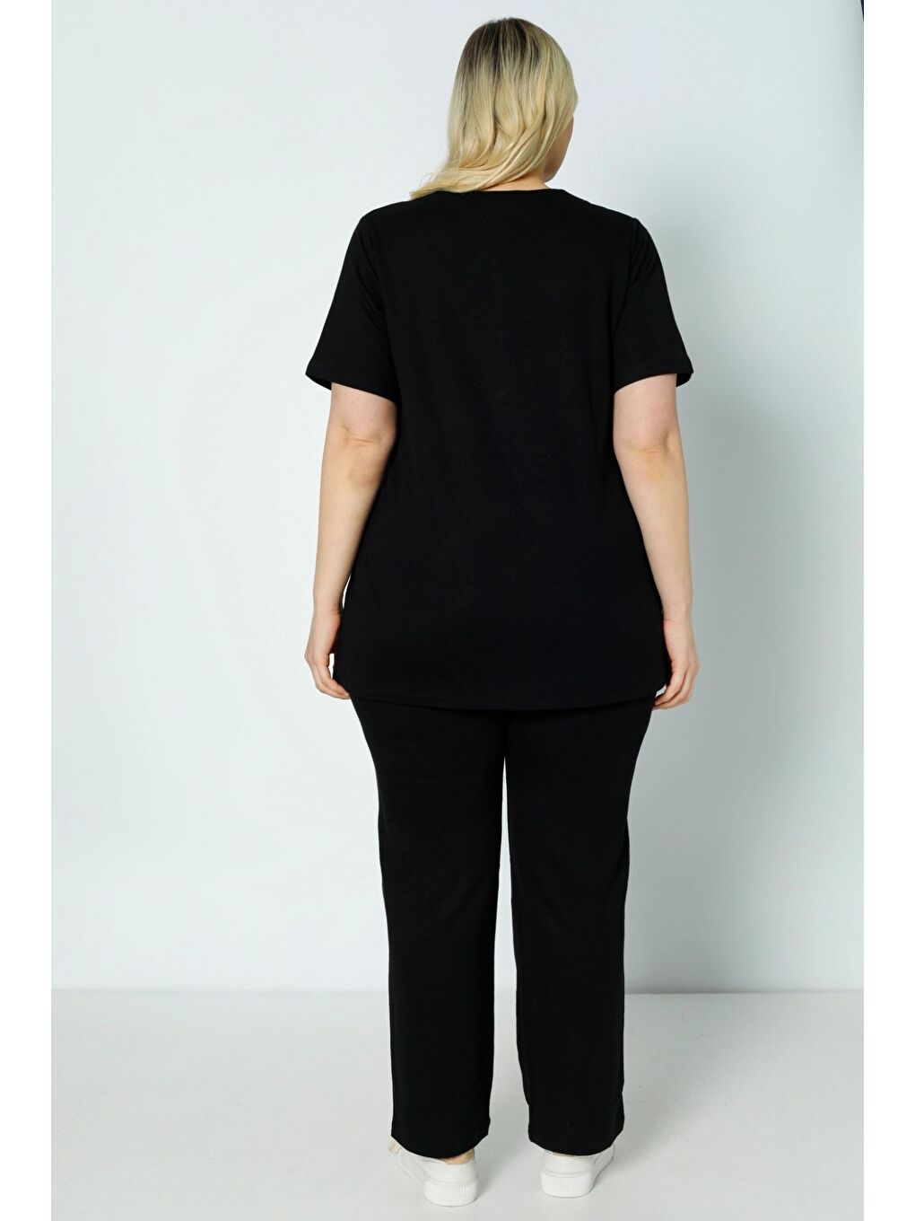 Siyah kadın siyah büyük beden kısa kollu düğmeli cepli eşofman takımı-3