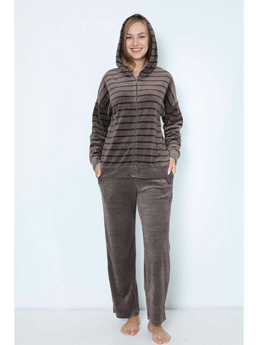 Kahverengi Kadın Çizgili Cepli Kapüşonlu Fermuarlı Pamuklu Kadife Alt Üst Takım-1