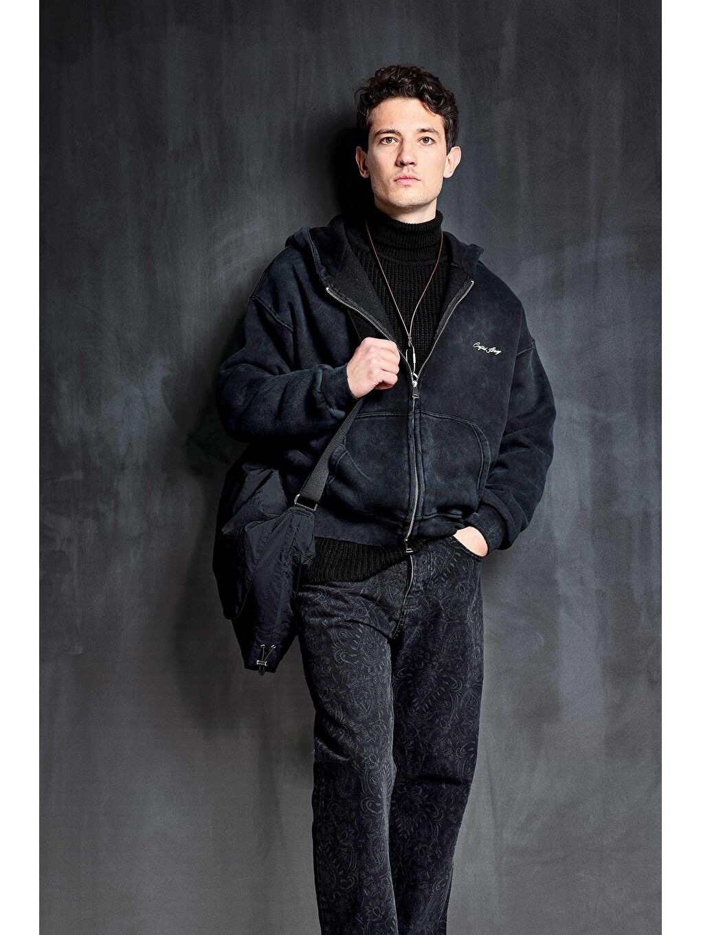 Erkek Relax Fit Yıkamalı Kapüşonlu Sweatshirt Siyah-1