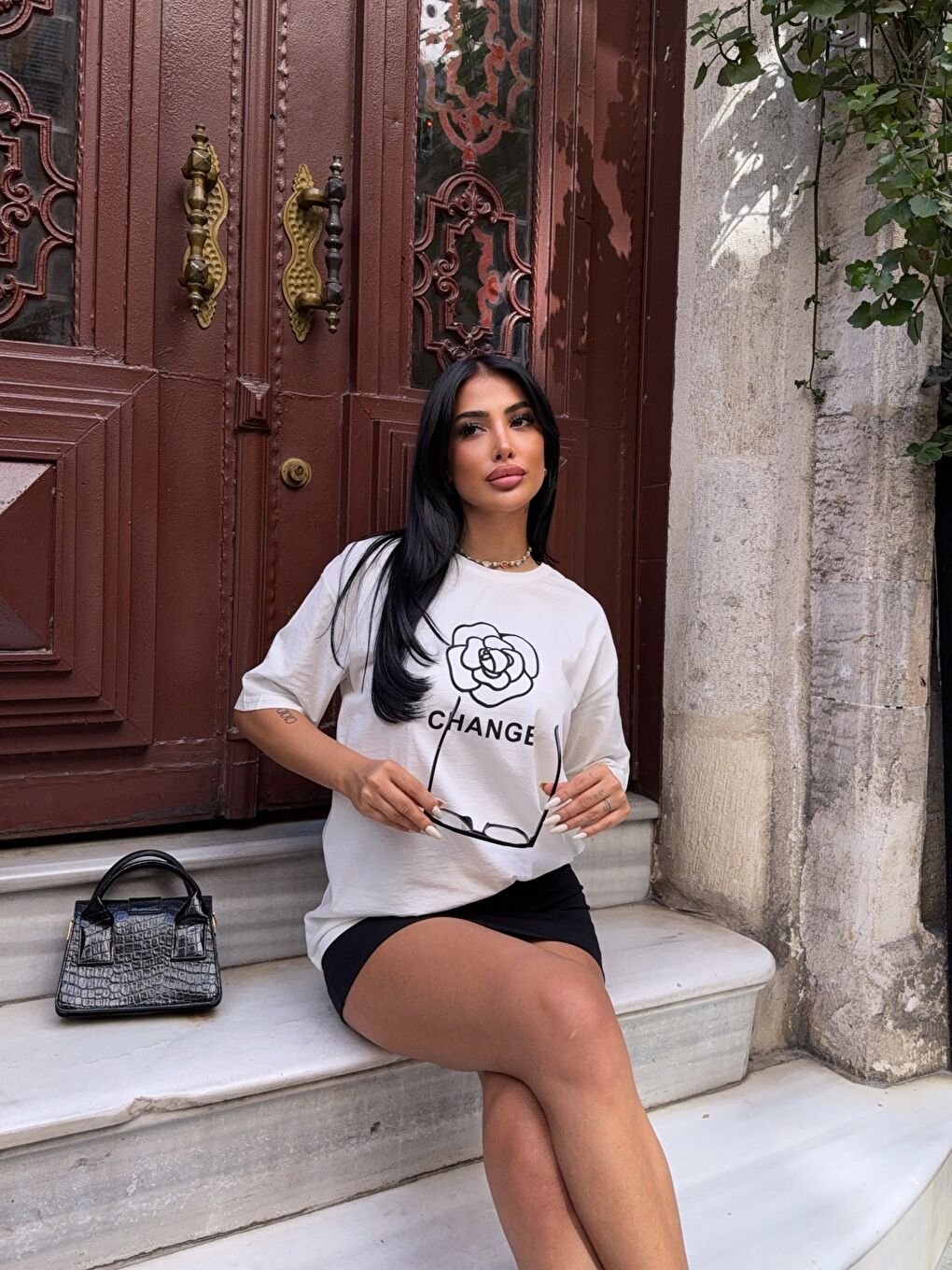 Change Baskılı Oversize Beyaz T-shirt-2