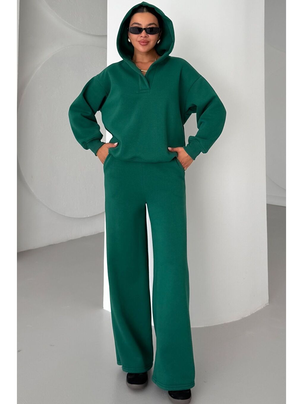 Kadın Yeşil Patlı Yaka Kapüşonlu 3 İplik Eşofman Takımı-1
