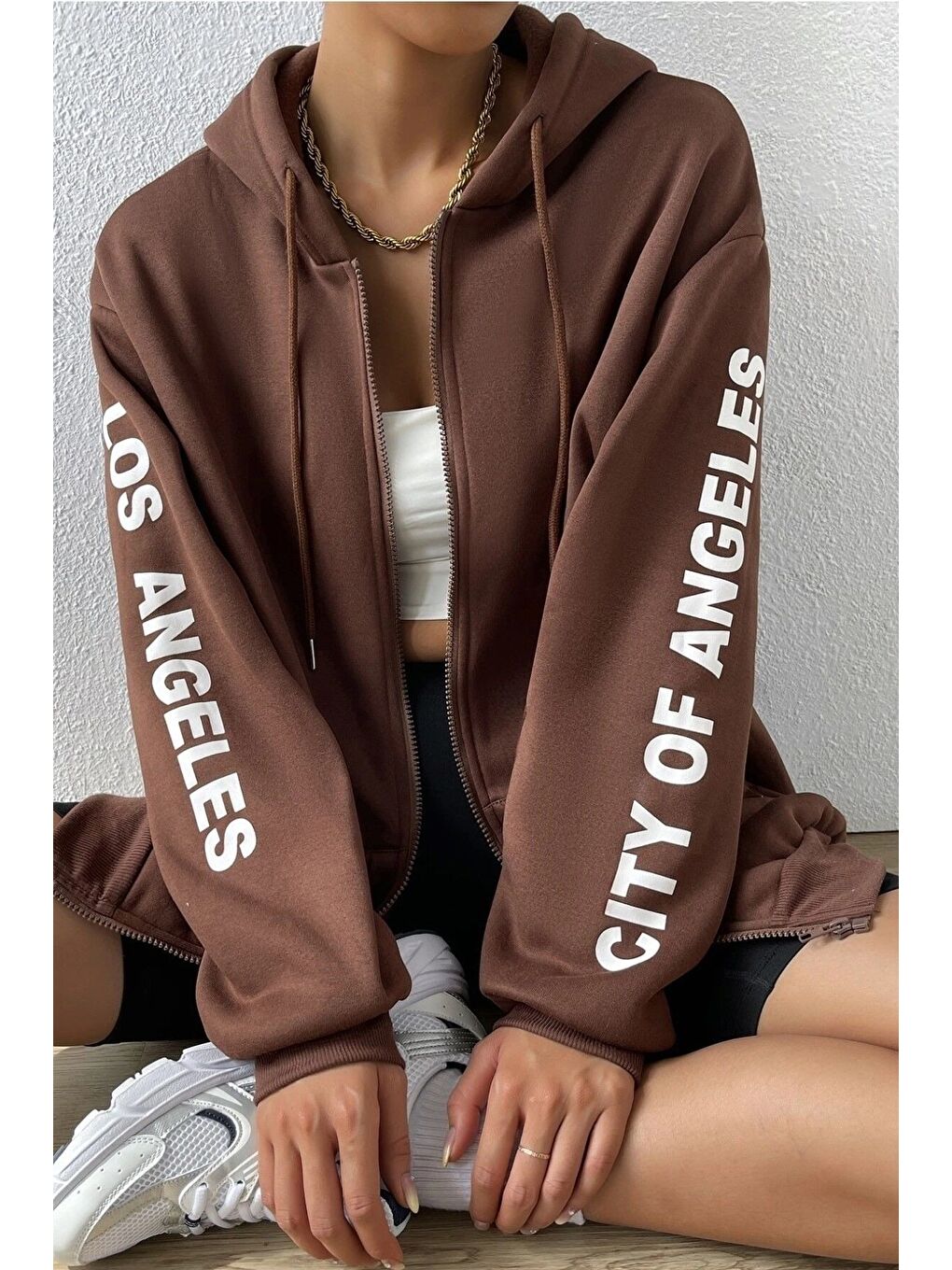 Kadın Kahverengi Kol Los Angeles Baskılı Detaylı Kapüşonlu Hırka-1
