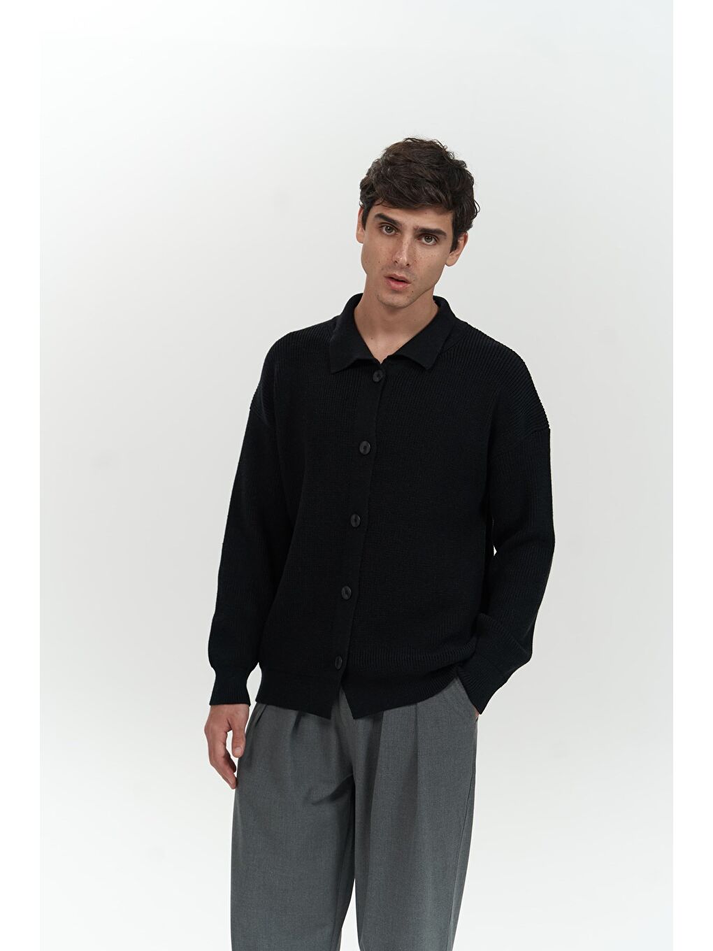 Bastian Düğme Detay Siyah Erkek Triko Hırka-2