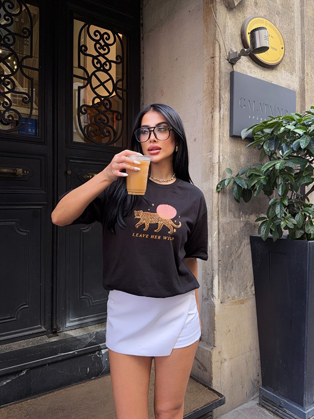 Oversize Kaplan Baskılı Siyah T-Shirt-3