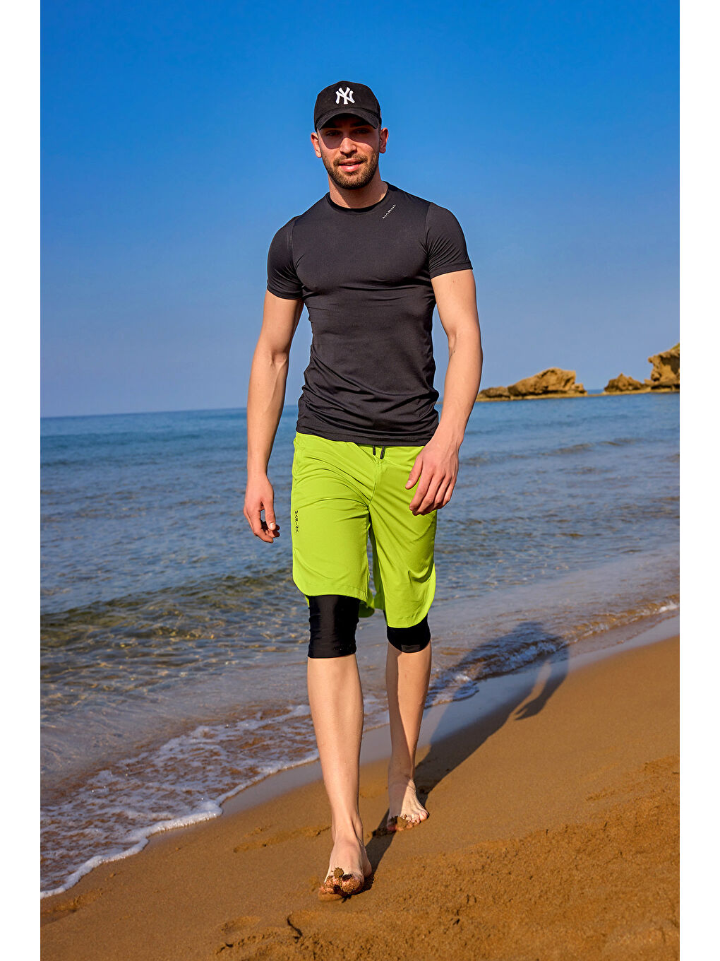 Neon Yeşili İç Taytlı, Hızlı Kuruyan, UPF50+ Korumalı Erkek Şort S2505-4-1