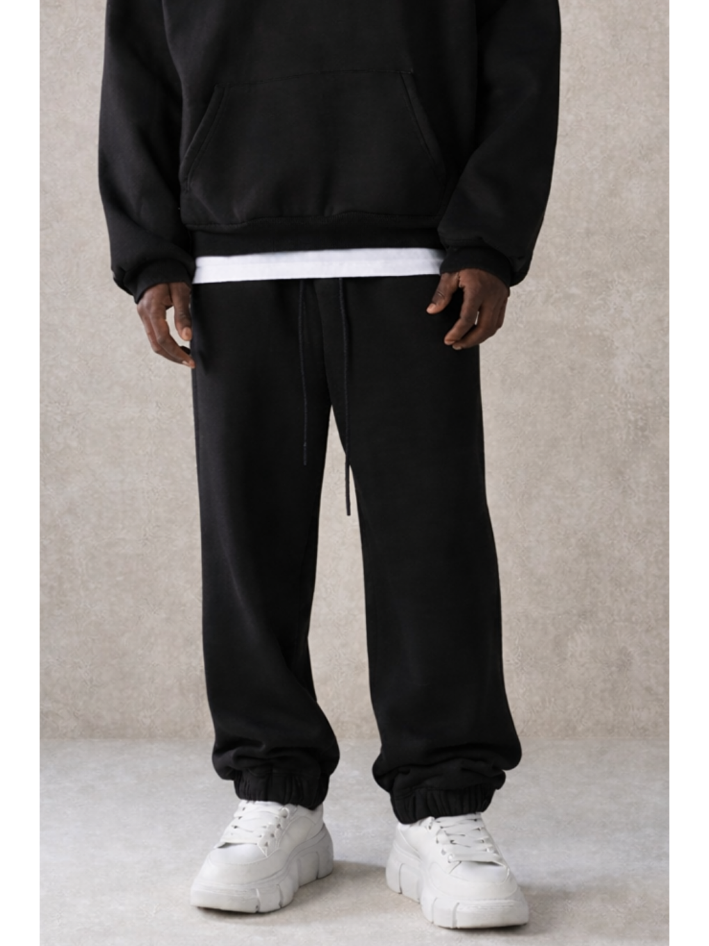 Erkek Pamuklu Içi Polarlı Kapüşonlu Basic Relaxed Siyah Eşofman Takımı-1