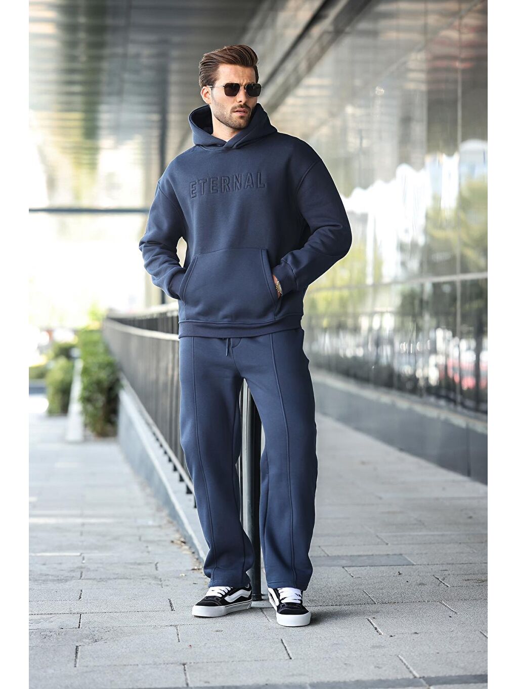 Lacivert Kapüşonlu Erkek Eşofman Takımı E7324-1