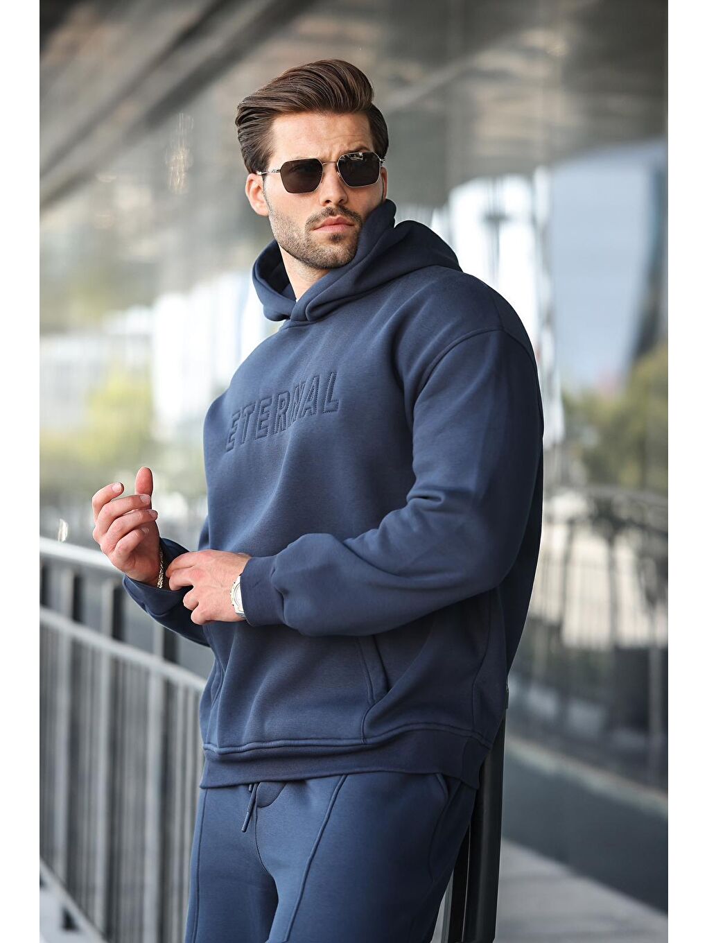 Lacivert Kapüşonlu Erkek Eşofman Takımı E7324-3