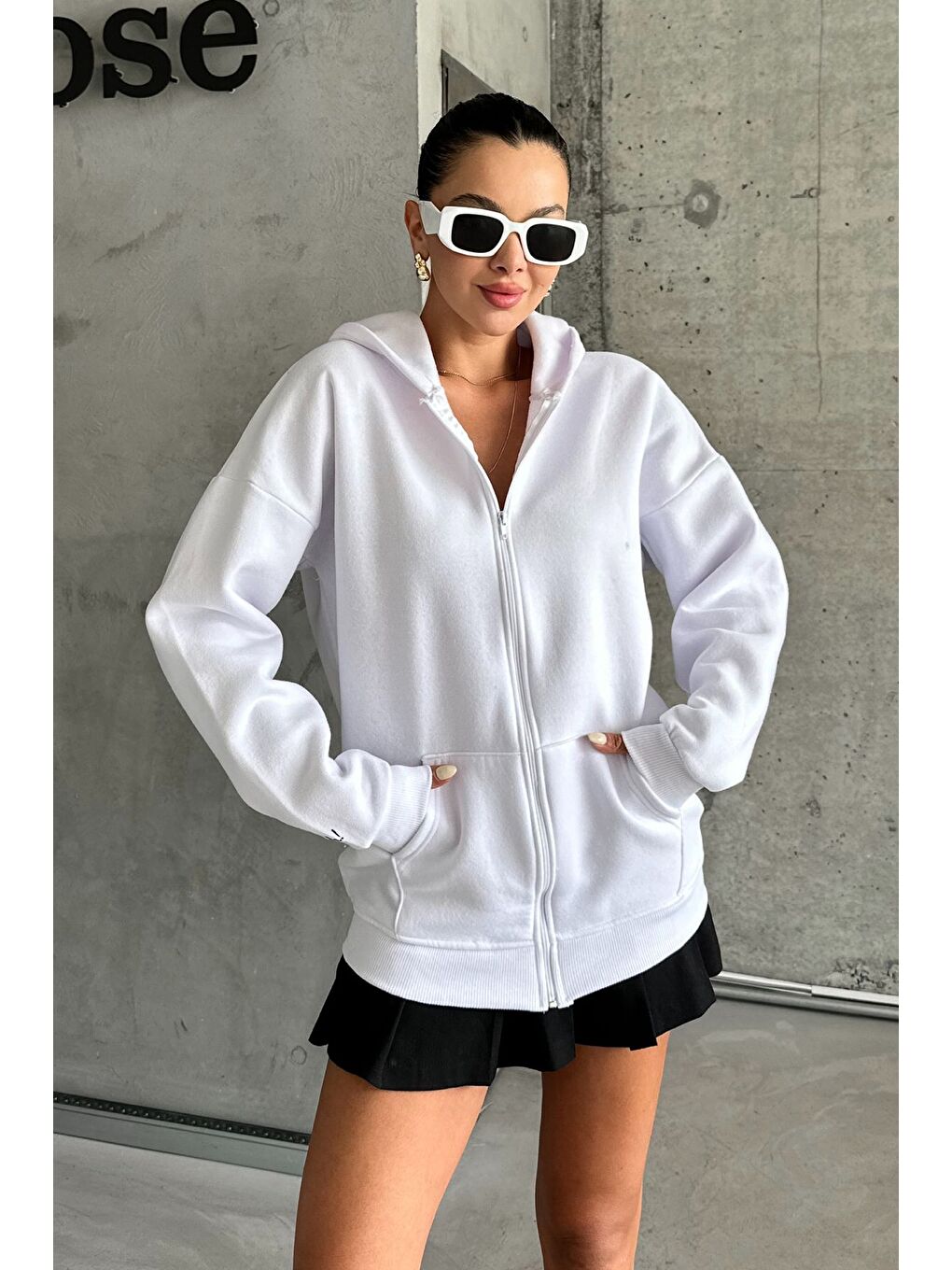 Kadın Beyaz Hola Baskılı Oversize Fermuarlı Hırka-2