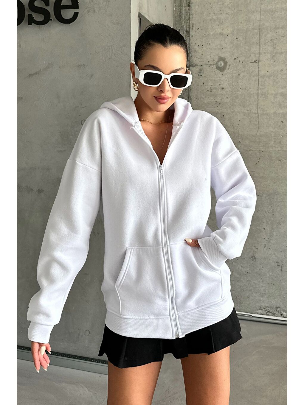 Kadın Beyaz Hola Baskılı Oversize Fermuarlı Hırka-3