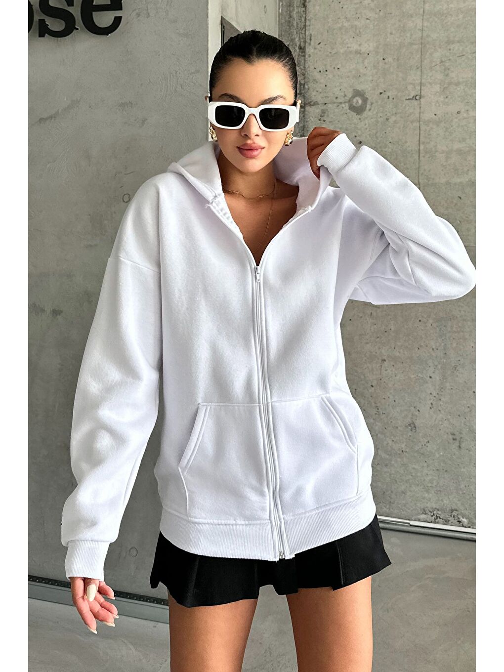 Kadın Beyaz Hola Baskılı Oversize Fermuarlı Hırka-4