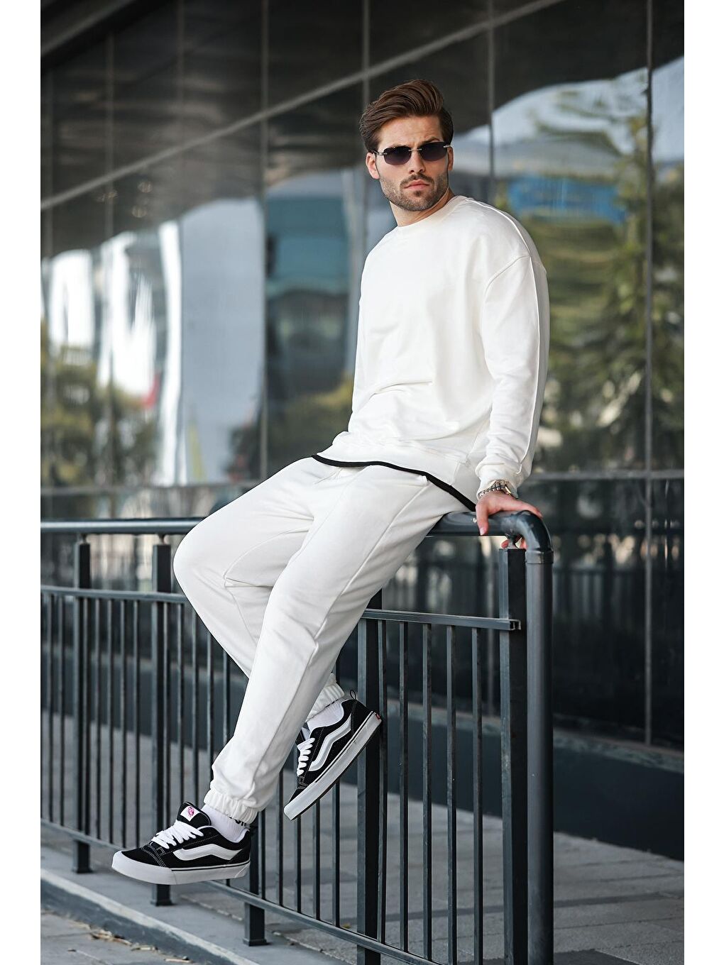 Ekru Bisiklet Yaka Basic Erkek Eşofman Takımı E7323-1