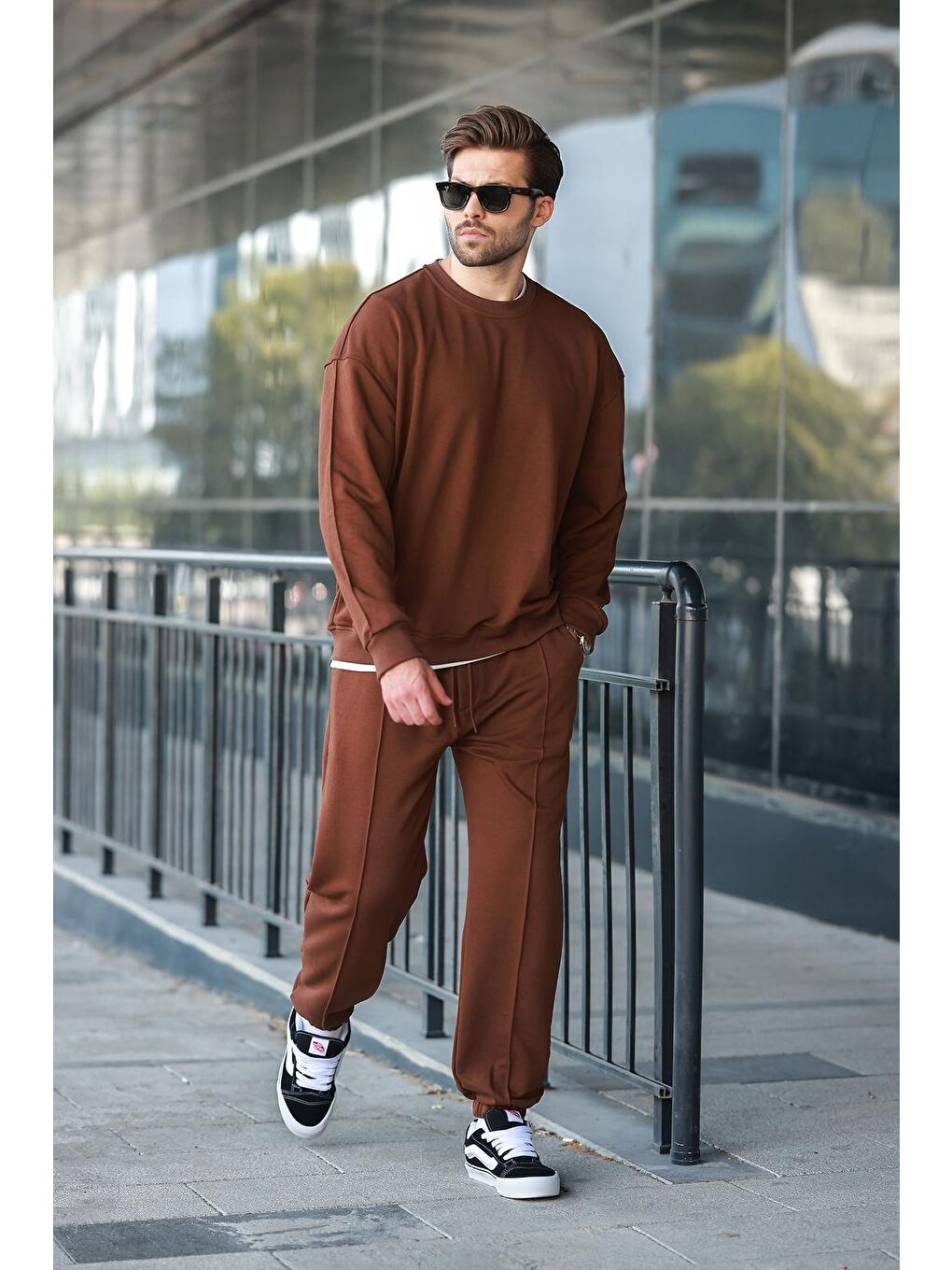Acı Kahverengi Bisiklet Yaka Basic Erkek Eşofman Takımı E7323-2