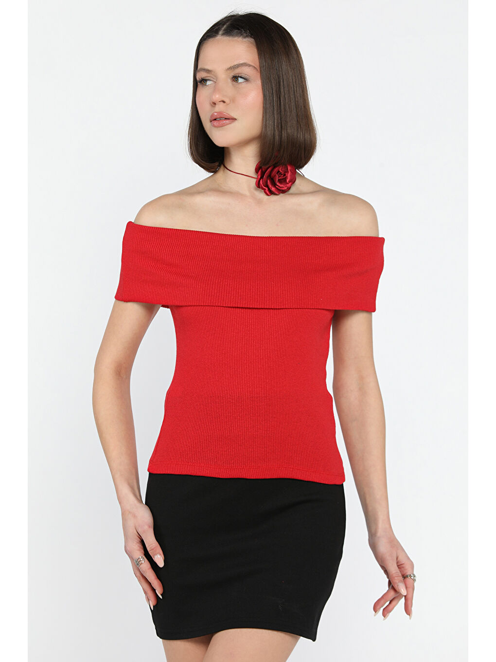 Kırmızı Kadın Madonna Yaka Kaşkorse Bluz-1